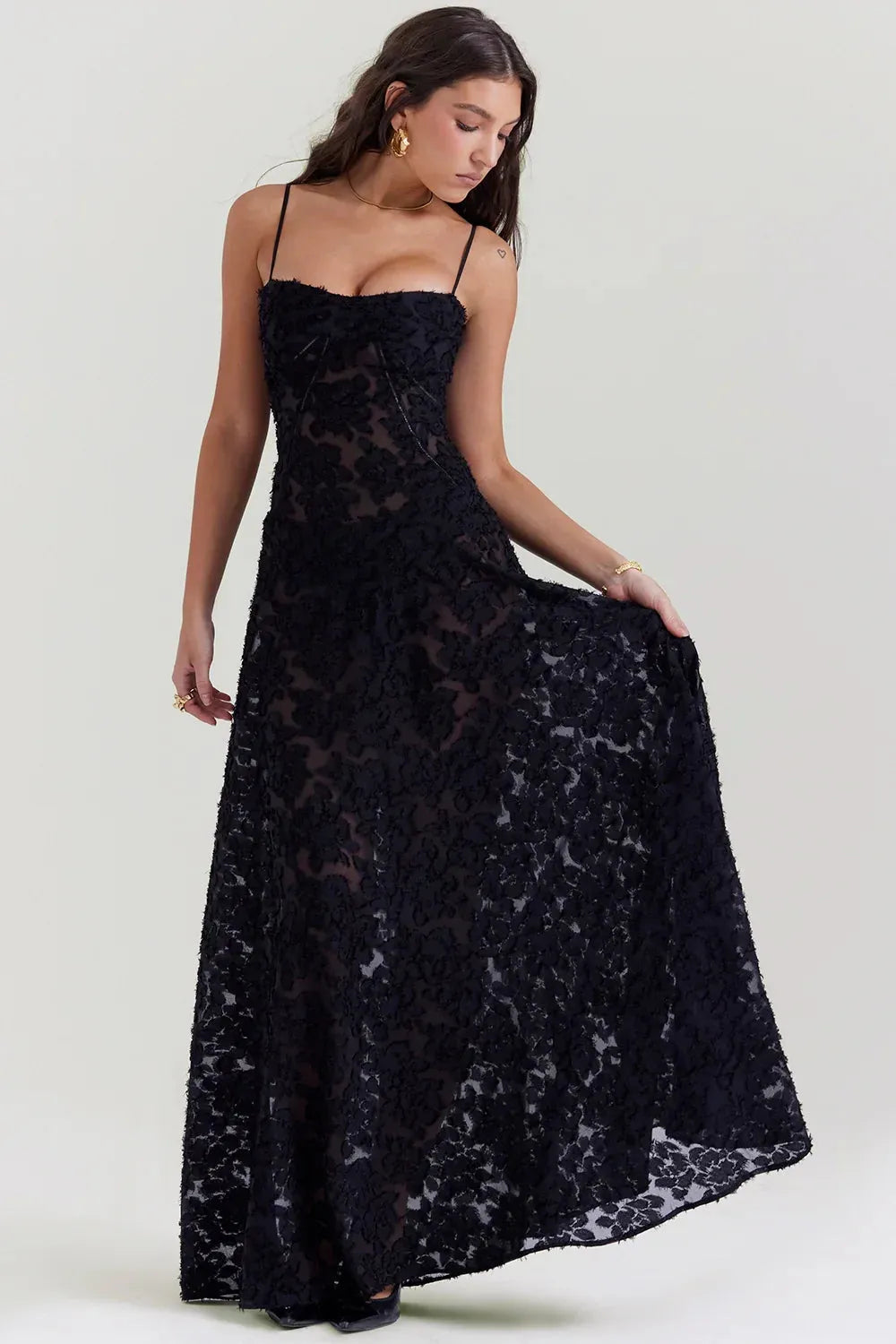 vestidos vestido largo vestido casual vestido elegante
Veliara store Veliara moldeadores shein vestidos vestido negro vestido encaje vestido floral vestido fiesta