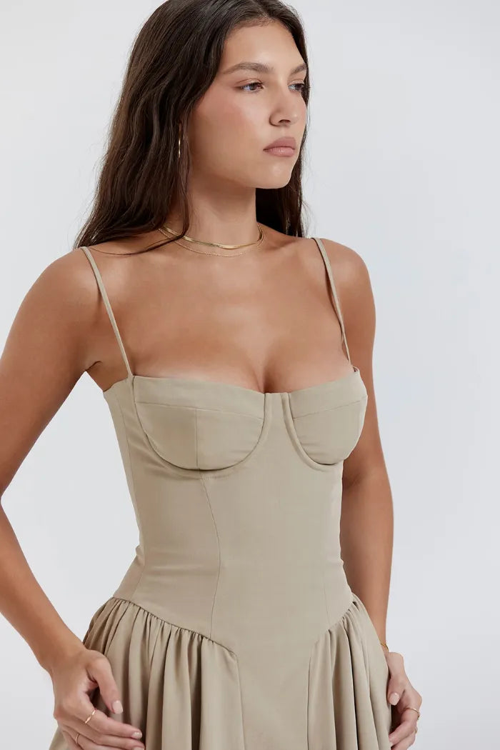 vestidos vestido midi vestido elegante vestido casual
Veliara store Veliara moldeadores shein vestidos vestido fiesta vestido sencillo vestido para graduacion vestido blanco vestido con corset vestido novia vestido nude