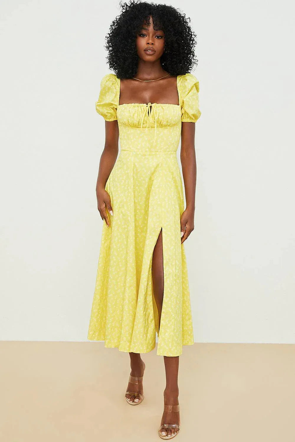 vestidos vestido mid vestido elegante vestido casual
Veliara store Veliara moldeadores shein vestidos vestido de fiesta vestido floral vestido primavera vestido amarillo