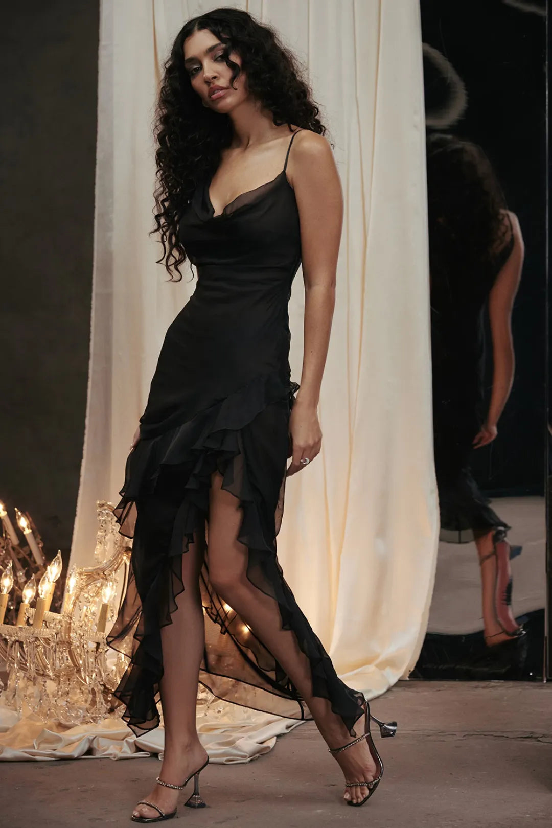 vestidos vestido midi vestido casual vestido elegante
Veliara store Veliara moldeadores shein vestidos vestido negro vestido sexy vestido fiesta vestido fresco vestido con corset vestido con abertura