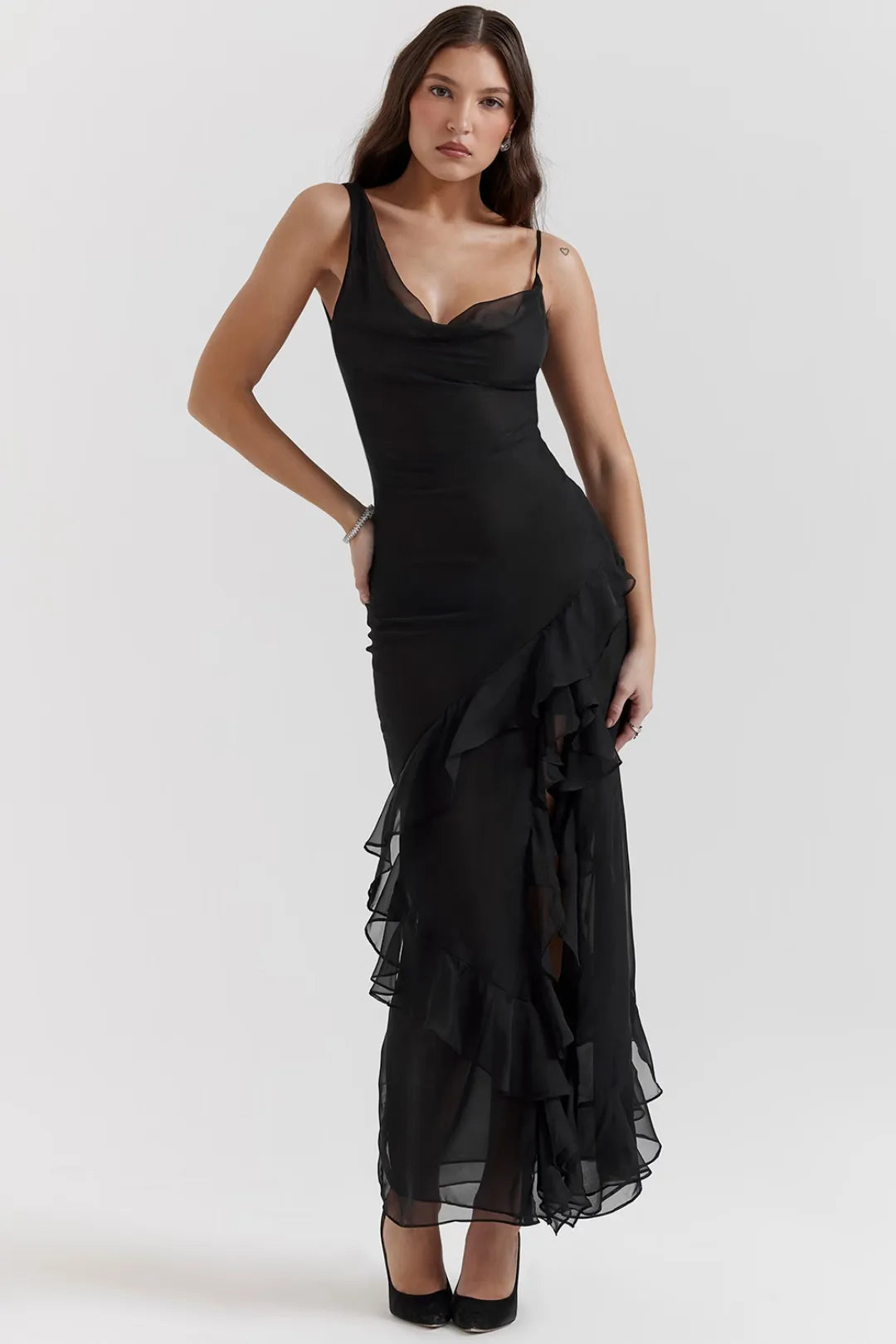 vestidos vestido midi vestido casual vestido elegante
Veliara store Veliara moldeadores shein vestidos vestido negro vestido sexy vestido fiesta vestido fresco vestido con corset vestido con abertura