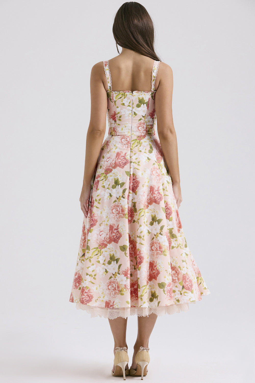 Vestido Midi Encanto Floral
