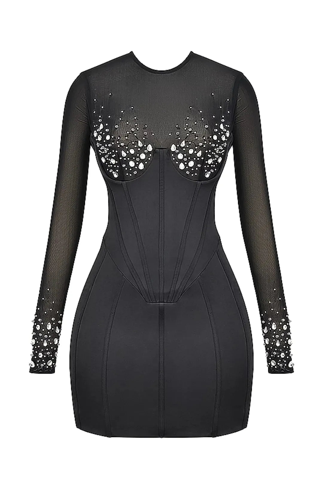 Vestido corto negro brillante usado en evento elegante