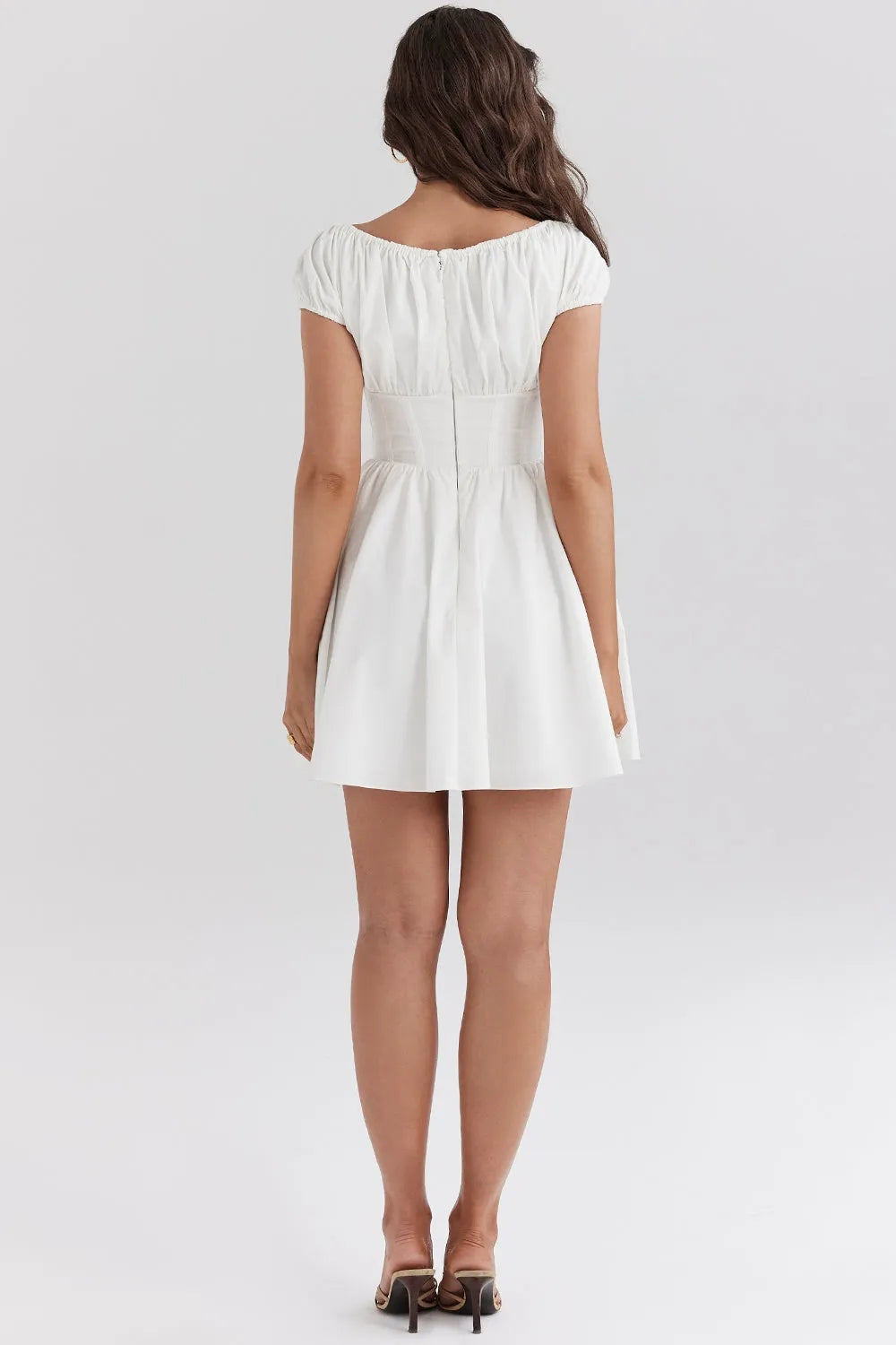 vestidos vestido corto vestido casual
Veliara store Veliara moldeadores shein vestidos vestido blanco vestido fiesta vestido con corset vestido primavera vestido novia