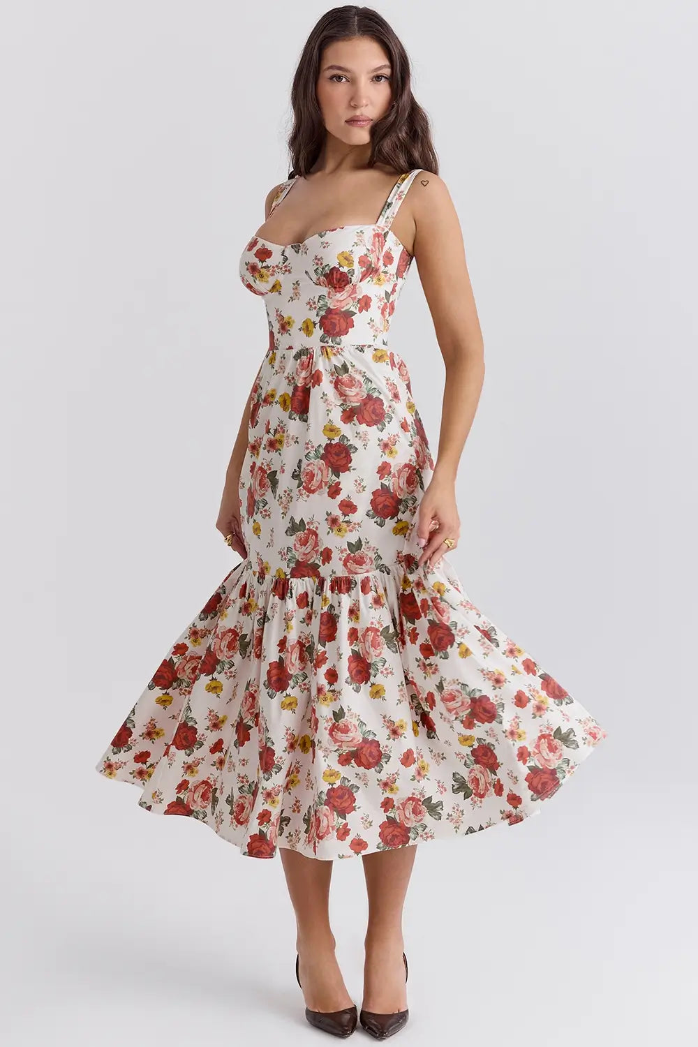 vestidos vestido mid vestido elegante vestido casual
Veliara store Veliara moldeadores shein vestidos vestido fiesta vestido floral vestido estilo europeo