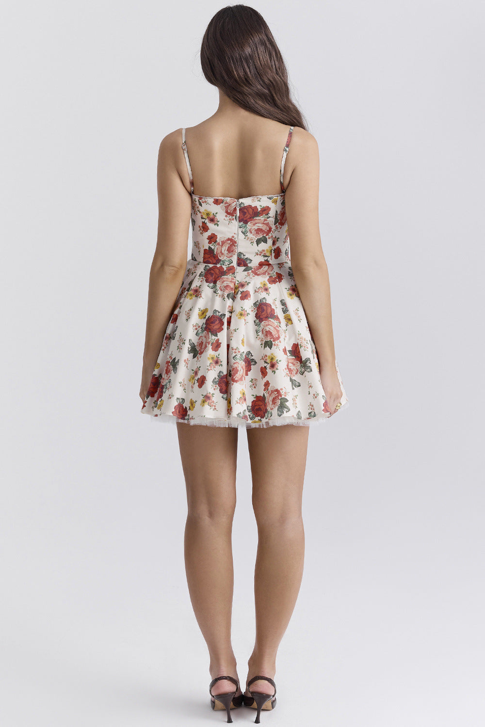 vestidos vestido corto vestido casual
Veliara store Veliara moldeadores shein vestidos vestido fiesta vestido floral vestido estilo europeo vestido rosa vestido primavera