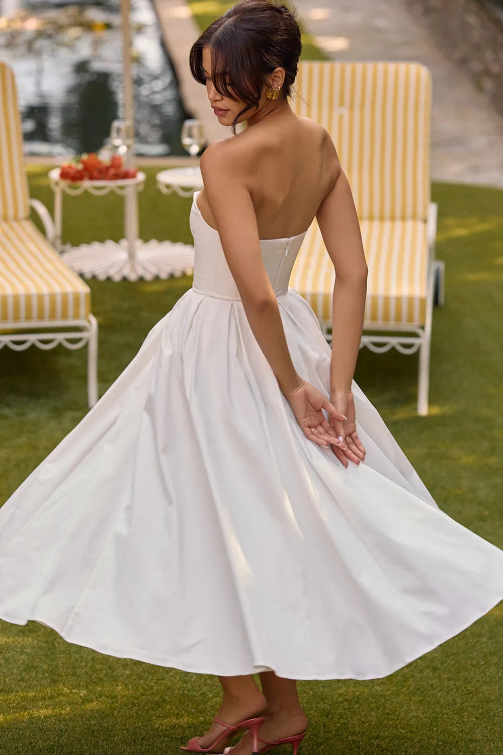 vestidos vestido midi vestido casual vestido elegante
Veliara store Veliara moldeadores shein vestidos vestido blanco vestido novia vestido fiesta vestido sencillo