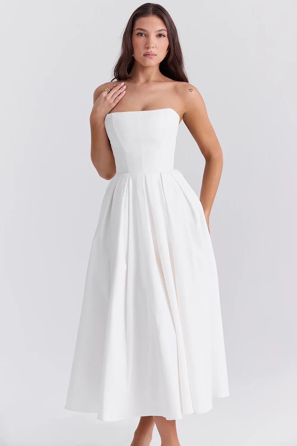 vestidos vestido midi vestido casual vestido elegante
Veliara store Veliara moldeadores shein vestidos vestido blanco vestido novia vestido fiesta vestido sencillo