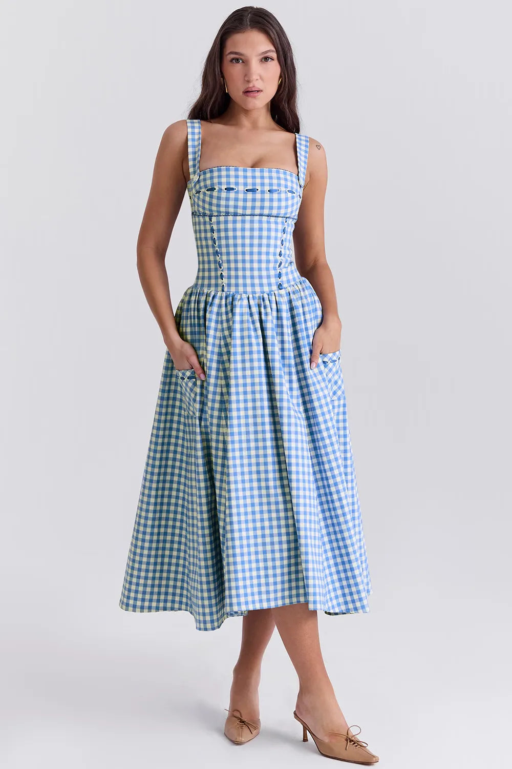 vestidos  vestido midi vestido elegante vestido casual
Veliara store Veliara moldeadores shein vestidos  vestido de cuadros vestido azul vestido azul claro vestido bolsillos