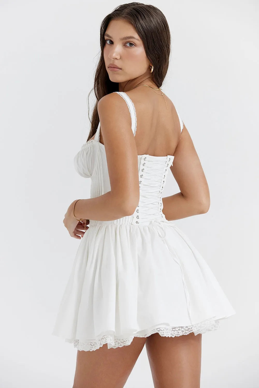 vestidos  vestido corto vestido elegante vestido casual
Veliara store Veliara moldeadores shein vestidos vestido fresco vestido  vestido blanco 