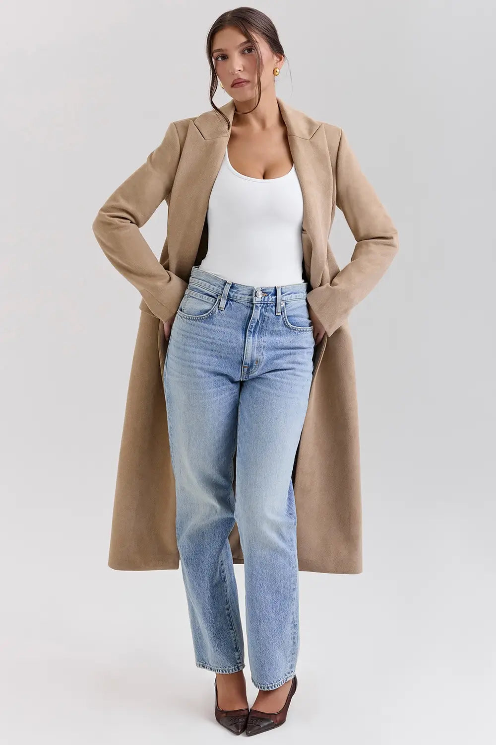 Abrigo Largo de Sastre en Color Camel – Modelo Remi